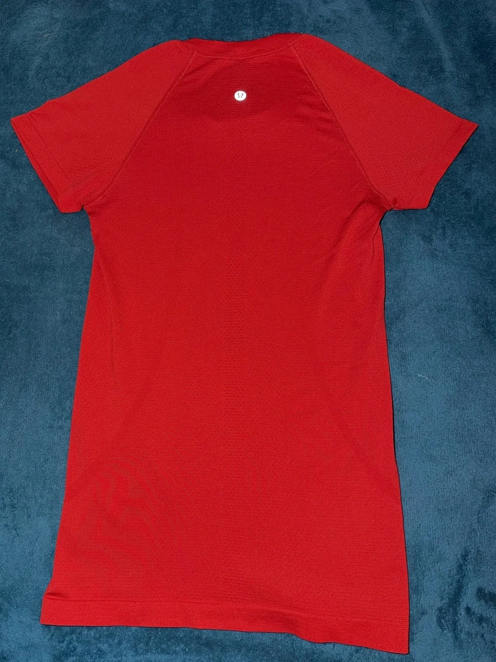lululemon athletica Women’s Red Short-Sleeve Swiftly 2.0 Tee Size 4 Hip Length